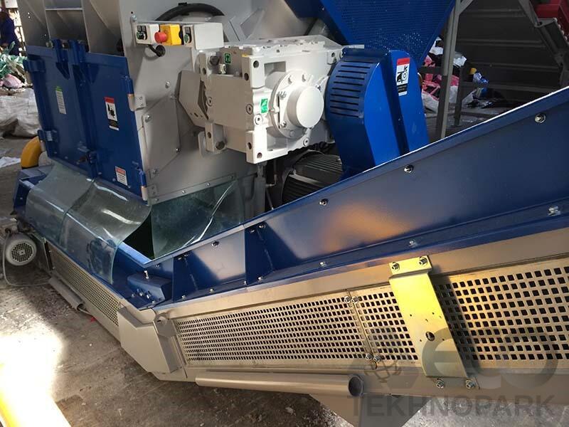 Solid waste shredder PTSW