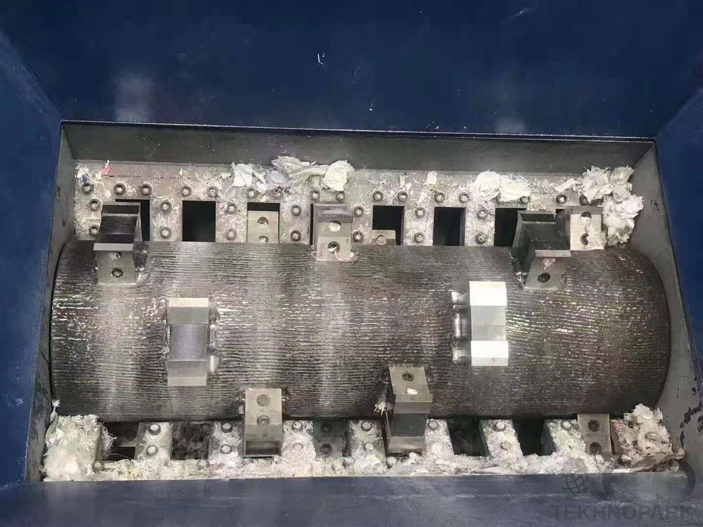 Primary shredder (pre-crusher) PC