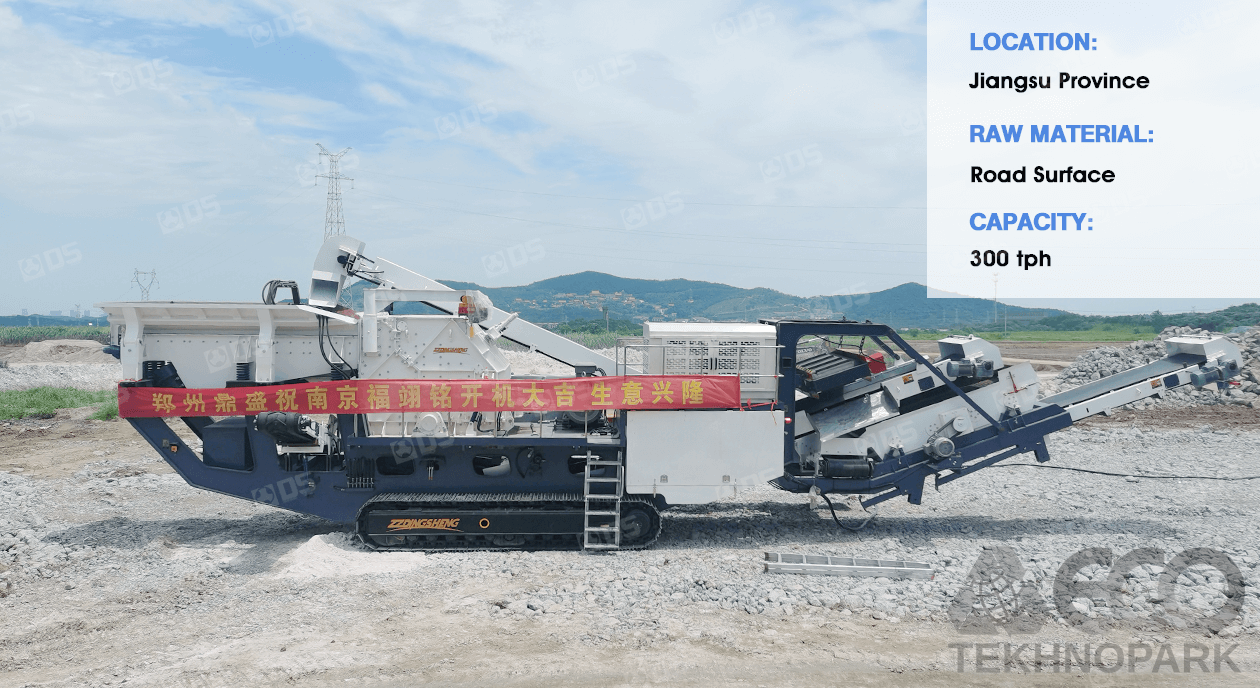 Tracked crushing and screening complex TAFS